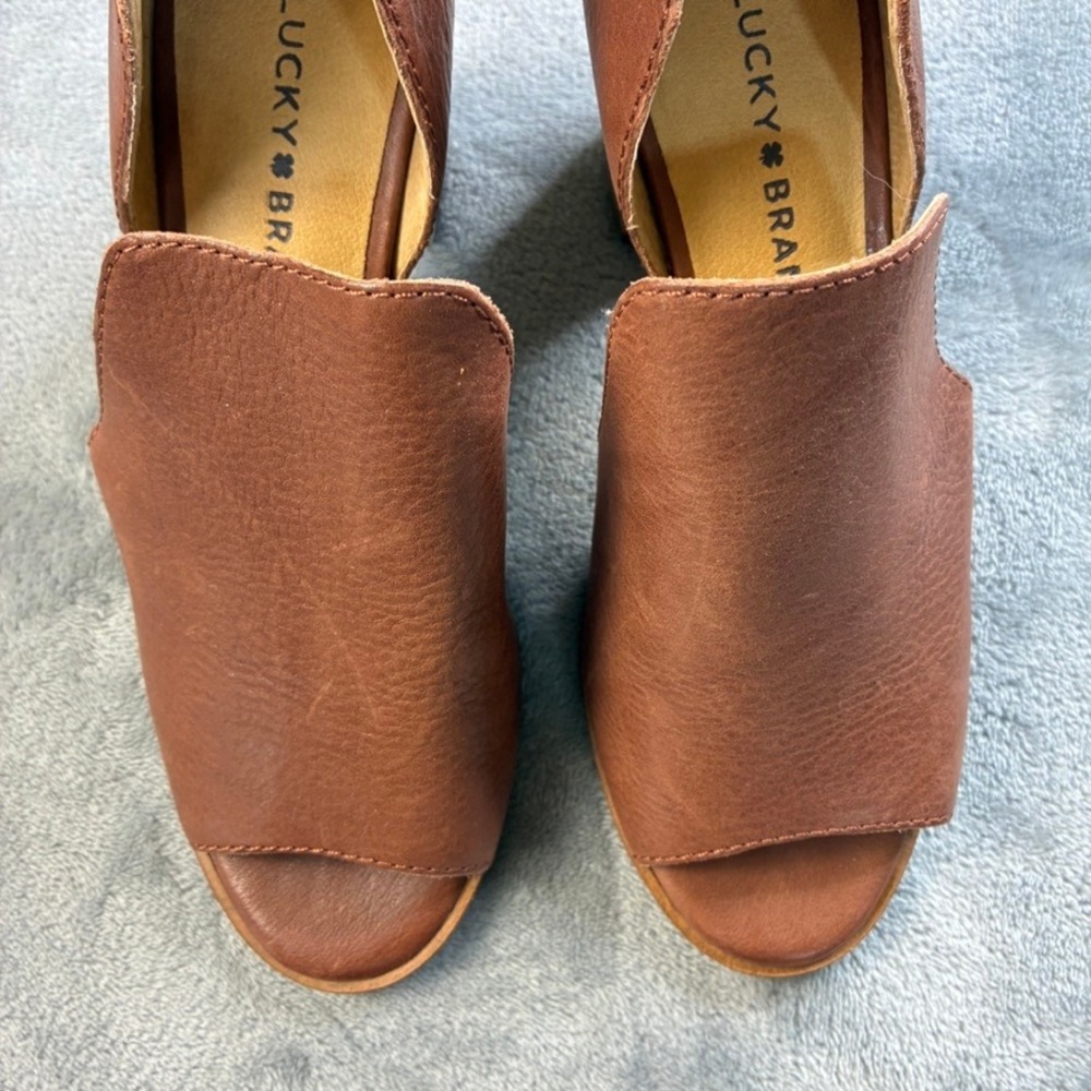 Lucky Brand Junai Brown Leather Peep Toe Cutout 3" Block Heel Booties Size 7M - Picture 9 of 16
